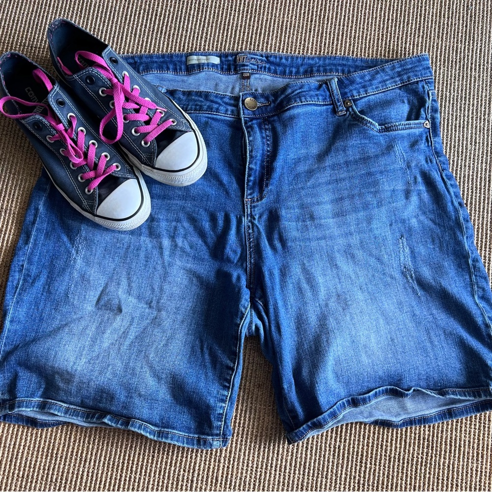 EUC Kut from the Kloth Denim Shorts